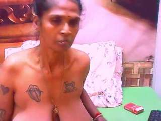 indianva Live Webcam on CamSoda