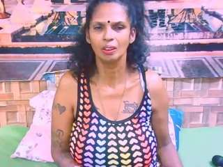 indianva Live Webcam on CamSoda