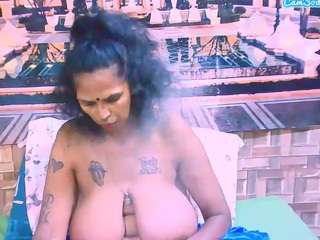 indianva Live Webcam on CamSoda