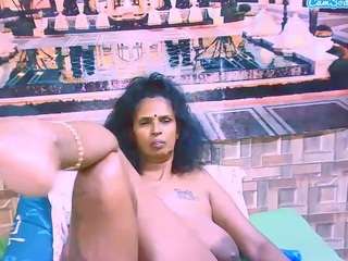 indianva Live Webcam on CamSoda