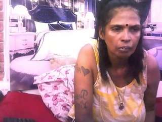 indianva Live Webcam on CamSoda