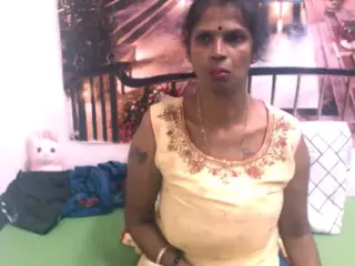 IndianVa's Live Sex Cam Show