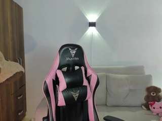 eva-lee18