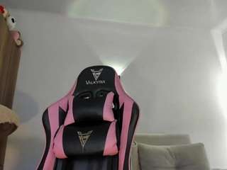 eva-lee18