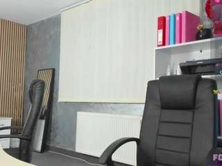 Questo modello è in diretta ora. evanoellex