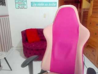 natasha-monse from CamSoda is Freechat