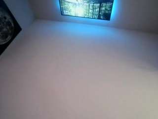  sexiiimamiii23 chat room