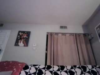 sexiiimamiii23 Live Webcam on CamSoda