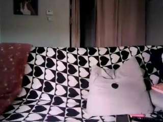 sexiiimamiii23 from CamSoda is Freechat