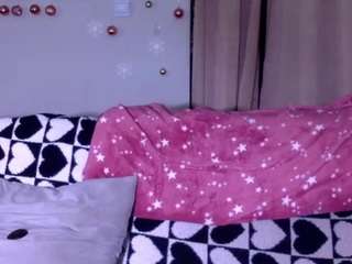  sexiiimamiii23 chat room