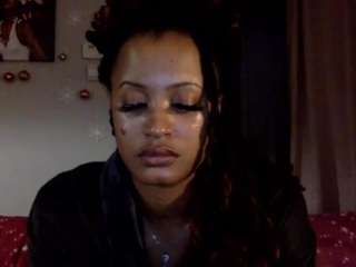 sexiiimamiii23 Live Webcam on CamSoda