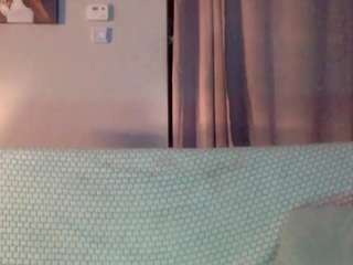 sexiiimamiii23 Live Webcam on CamSoda