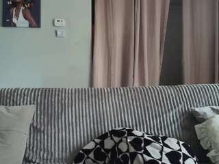 sexiiimamiii23 webcam