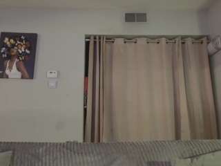 sexiiimamiii23 webcam