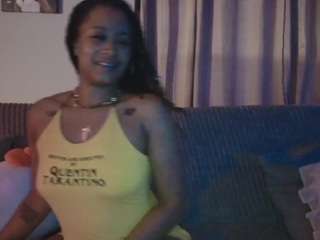 sexiiimamiii23 webcam