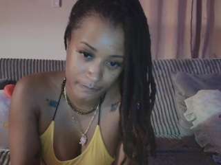 sexiiimamiii23 webcam