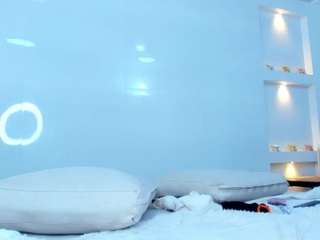  zenda-evans chat room