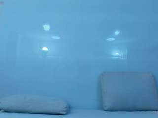  zenda-evans chat room