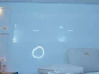 zenda-evans live cam profile