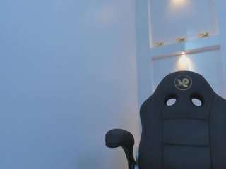 zenda-evans Live Webcam on CamSoda