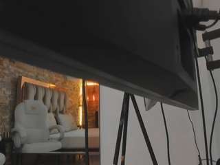 zenda-evans's live room