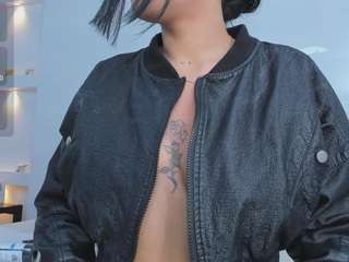 zenda-evans live webcam show