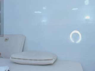 zenda-evans live webcam show
