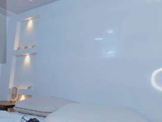 zenda-evans live webcam show