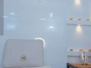 zenda-evans live webcam show