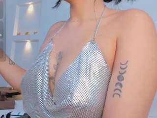 Zenda-Evans live webcam show