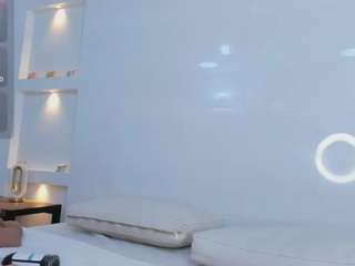 Zenda-Evans live webcam show