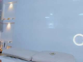 Zenda-Evans live webcam show