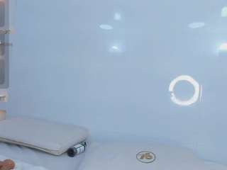 Zenda-Evans live webcam show