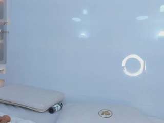 Zenda-Evans live webcam show