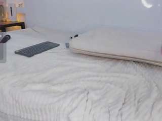 Zenda-Evans live webcam show