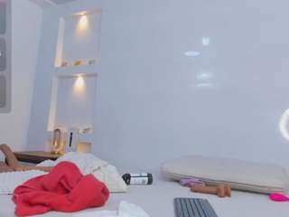 Zenda-Evans live webcam show