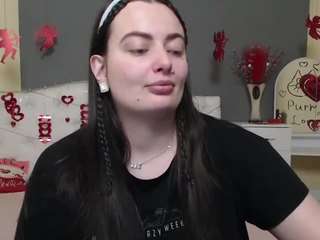 milanaprice's CamSoda show and profile