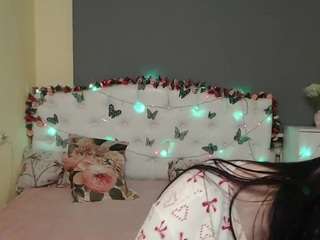 milanaprice's CamSoda show and profile