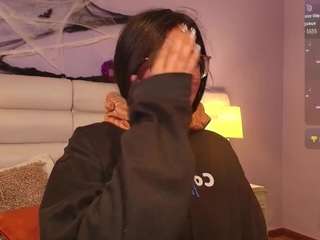 milan-sweett webcam model