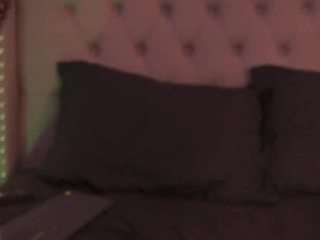 charlotte-harris Live Webcam on CamSoda
