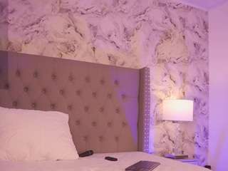 charlotte-harris webcam model