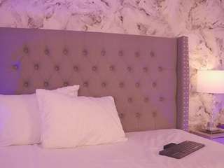 charlotte-harris webcam