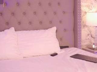 charlotte-harris webcam