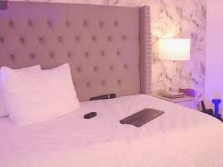 charlotte-harris webcam