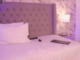 charlotte-harris webcam