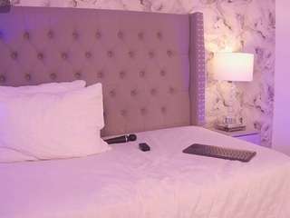 charlotte-harris webcam