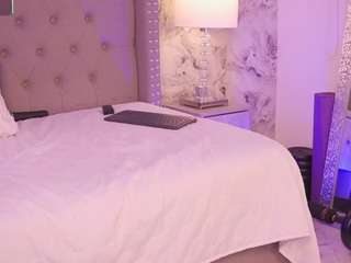 charlotte-harris webcam