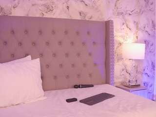 charlotte-harris webcam