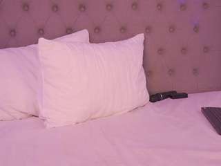 charlotte-harris webcam