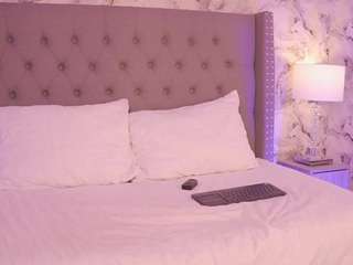 charlotte-harris webcam